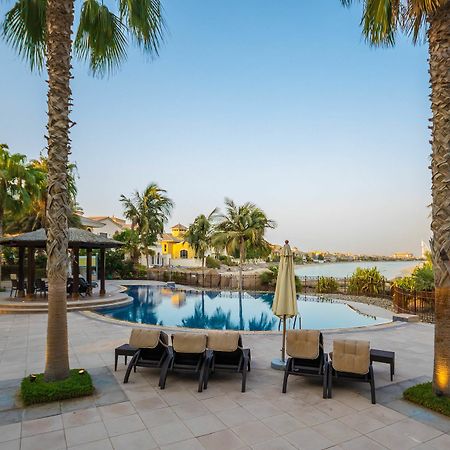 Yanjoon Holiday Homes - Palm Jumeirah Frond A Villas Dubai Exterior foto